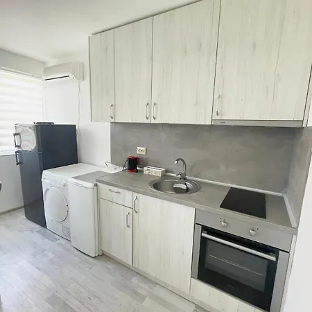 Boutique Apartment-City Center-Self Check-In * בורגאס